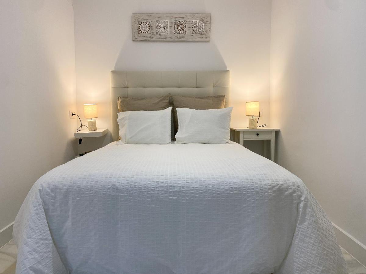Apartamentos La Reina アルコス・デ・ラ・フロンテーラ エクステリア 写真