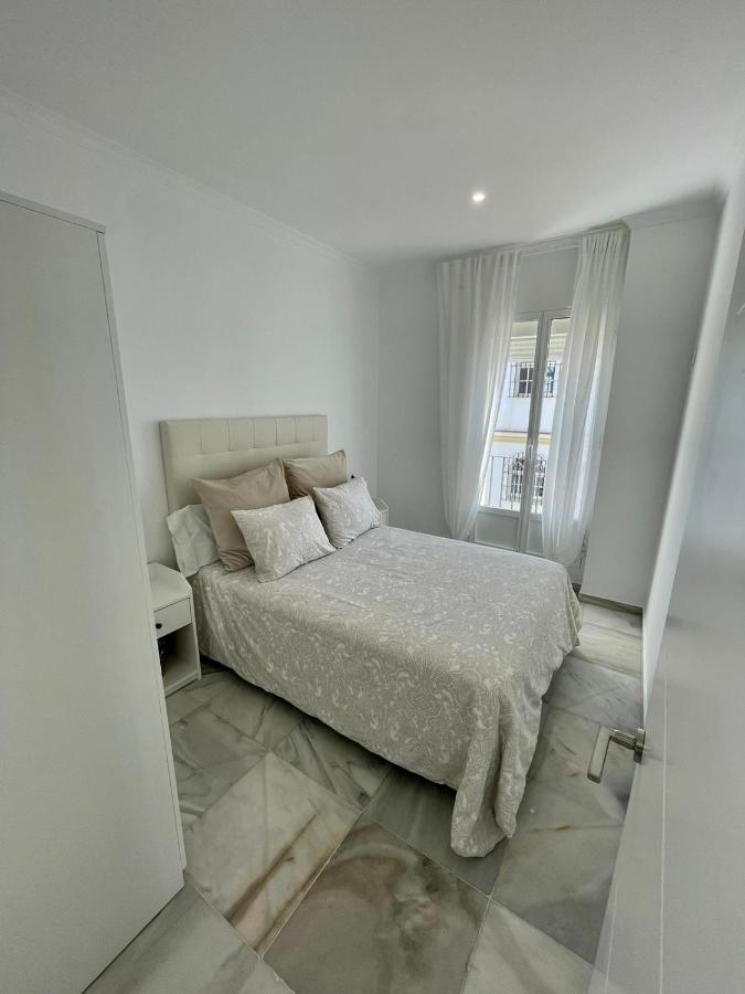 Apartamentos La Reina アルコス・デ・ラ・フロンテーラ エクステリア 写真