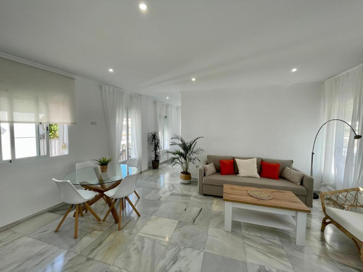 Apartamentos La Reina アルコス・デ・ラ・フロンテーラ エクステリア 写真